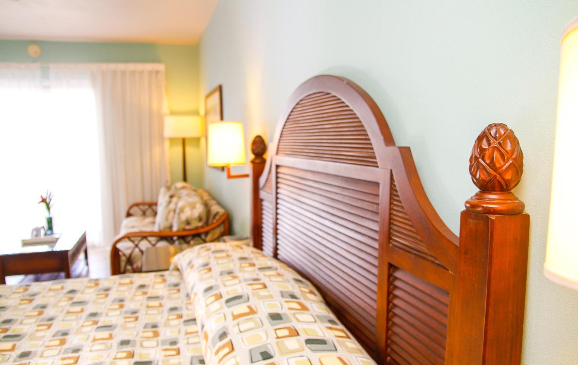 Trade Winds Hotel Dickenson Bay Room photo